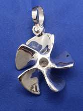 Load image into Gallery viewer, Men's Sterling Silver 5 Wing Curved Boat Propeller Pendant with Shackle Bail