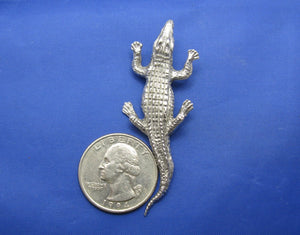 Large Men's Sterling Silver Alligator Pendant with Realistic Detailing