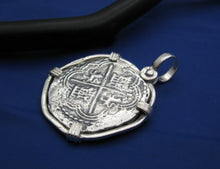 Load image into Gallery viewer, Large '4 Reale' Sterling Silver Replica Spanish King Shield Coin with Crab