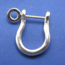 Load image into Gallery viewer, Small Single Sterling Silver Pirate Shackle Earring