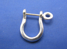 Load image into Gallery viewer, Small Single Sterling Silver Pirate Shackle Earring