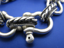 Load image into Gallery viewer, Sterling Silver Large 20mm Shackle Bracelet with Sailor's Rope Knot and Camouflaged Latch