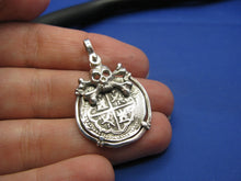 Load image into Gallery viewer, '2 Reale' Pirate Treasure Doubloon Replica with Skull Bezel