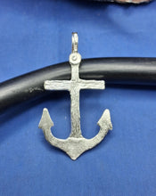 Load image into Gallery viewer, Sterling Silver Wood Design Cross Anchor Pendant
