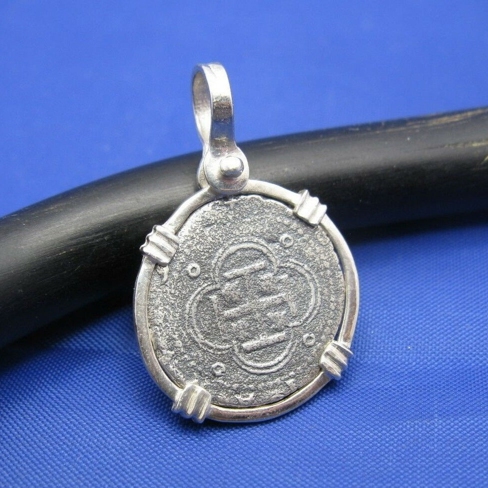 Extra Small Pirate Escudo Reproduction Pendant