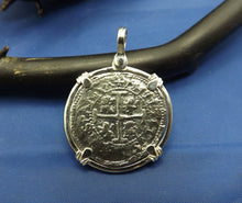 Load image into Gallery viewer, Shipwreck &quot;4 Reale&quot; Treasure Coin Reproduction Doubloon Pirate Coin Unique Piece of 8 Pendant
