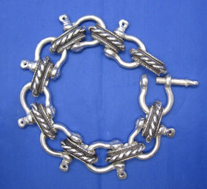Sterling Silver Large 20mm Nautical Shackle Bracelet with Camouflaged Latch