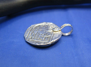 Small Atocha Pirate Coin Replica Pendant Necklace Charm Beach Shipwreck Jewelry