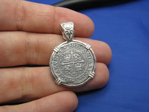 '2 Reale' Ladies Pirate Treasure Coin Replica with Elegant Fancy Bail